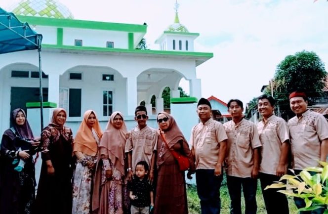 
 Kampung Ujung Gunung Meresmika Masjid AL AKMAL RAINDRA