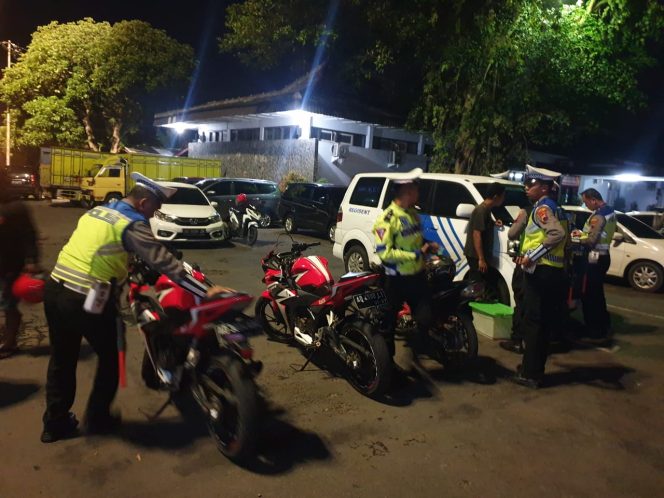 
 Polisi Lakukan Patroli Giat KRYD di Seputaran Wonogiri Kota