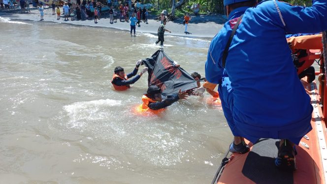 
 Bocah Hanyut Di Pantai Tanjung Menangis Lombok Timur Akhirnya Ditemukan