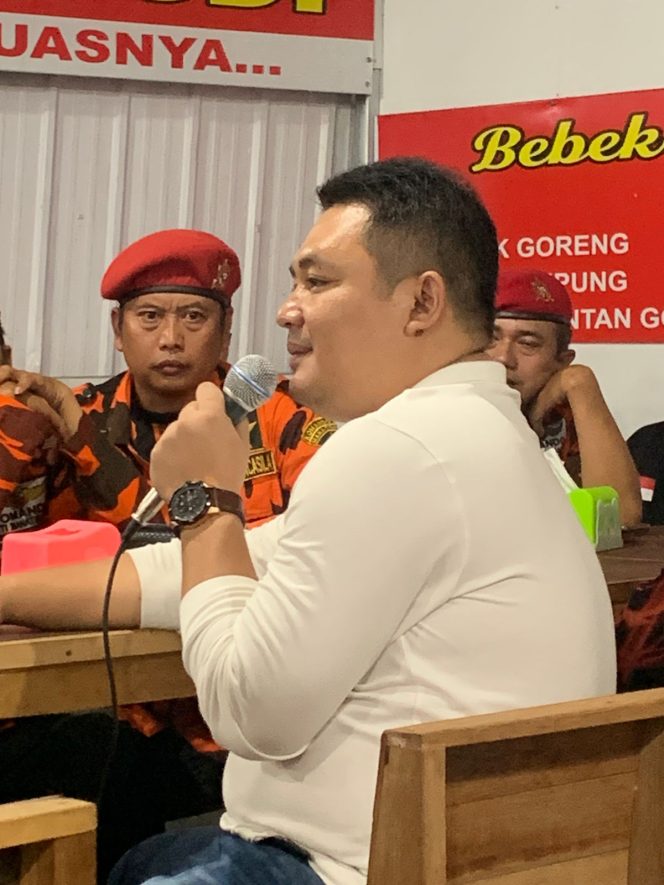 
 Owner WM Bebek & Ayam Mas Budi Undang Anggota Pemuda Pancasila Kota Semarang Buka Bersama
