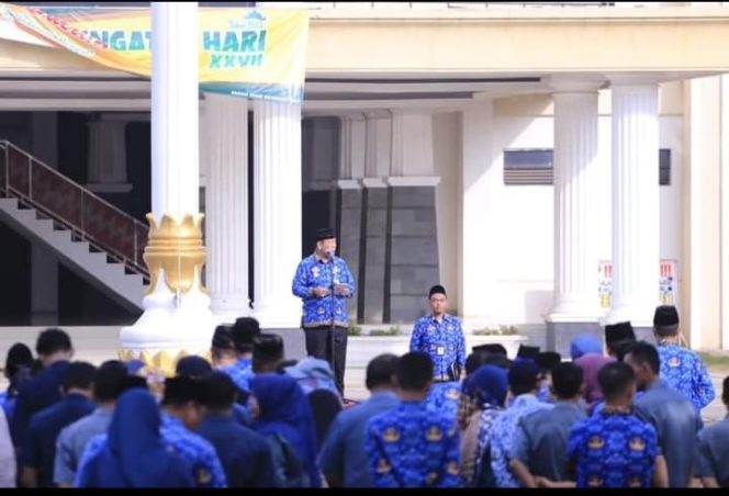 
 Sekda Kabupaten Tulang Bawang Bacakan Amanat Mendagri Dalam Upacara Peringatan Hari Otonomi Daerah Ke-27