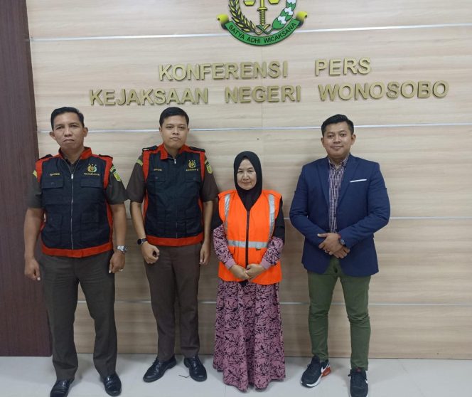 
 Kejari Wonosobo Tahan Tersangka Kasus Korupsi 4.2 M
