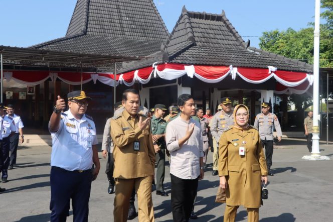 
 Gubernur Jawa Tengah Bersama Kapolres Wonogiri Hadiri Launching BRT Trans Jateng Solo-Wonogiri