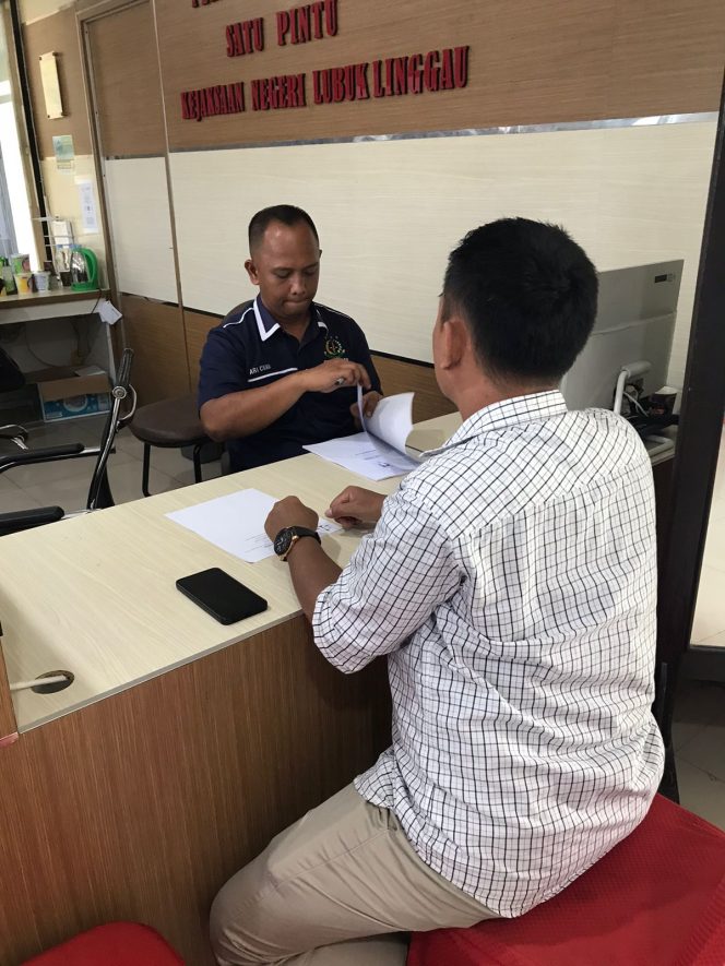 
 SMA N 3 Kota Lubuk Linggau Di Laporkan Ke Kejaksaan Oleh LSM KANTI Terkait Dugaan Penyelewengan Dana BOS