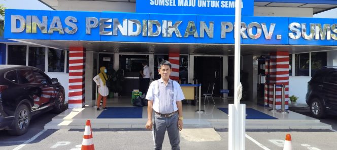 
 Sancik Ketua LSM KANTI Mendesak Kejari Segera Menindak Lanjuti Laporan Dugaan Korupsi Pada SMAN 3 Lubuklinggau