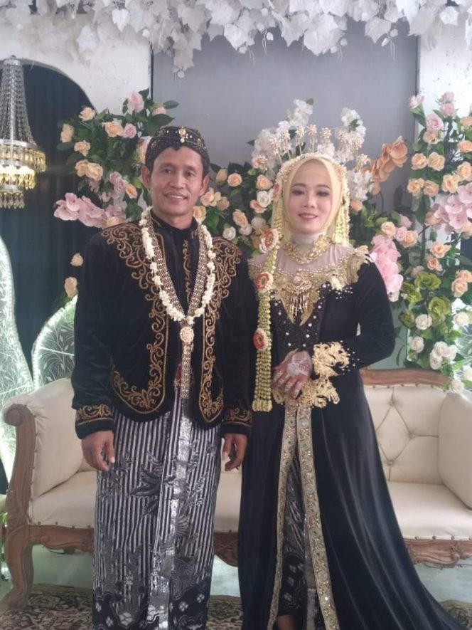 
 Indah Suryana sosok pengantin baru donasikan sebagian mahar pernikahannya ke Palestina