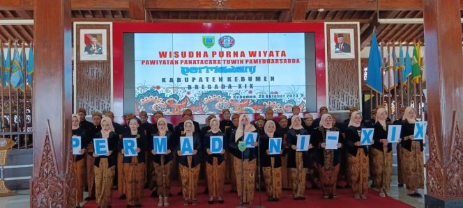 
 DPC Permadani Kabupaten Kebumen Wisuda 37 Siswa Bregada