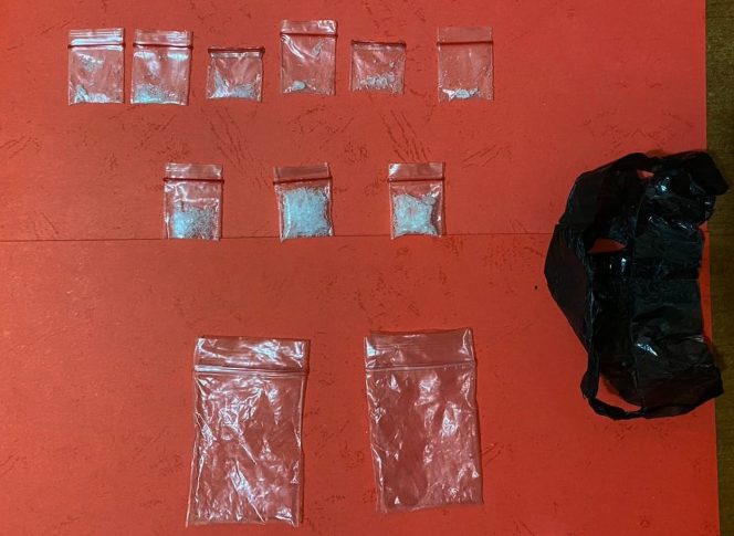 
 Dua Pengedar Narkotika Ditangkap Polres Tulang Bawang Saat Sedang Bertransaksi di Kebun