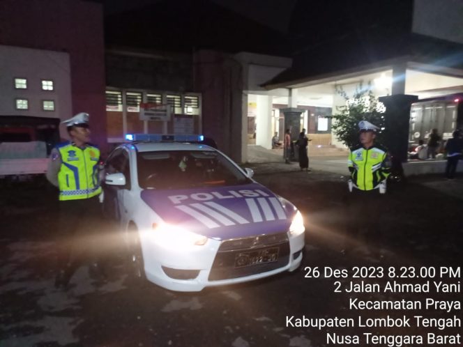 
 Jelang Pemilu 2024 Polres Loteng Laksanakan Patroli Ke Kantor KPU dan Gudang Logistik