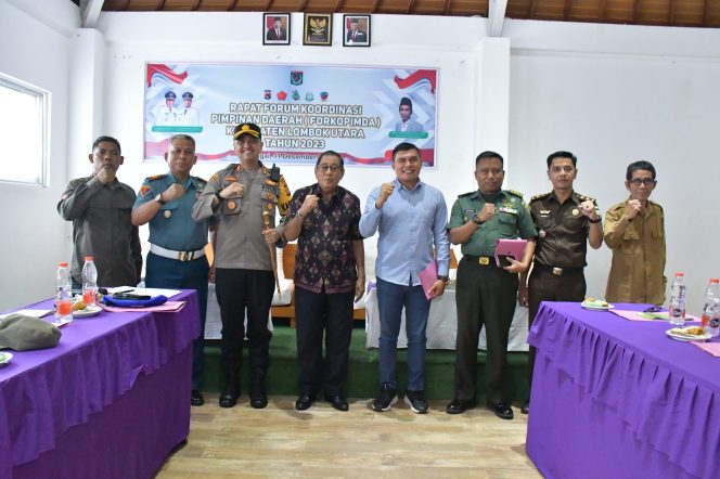 
 Kapolres Lombok Utara Hadiri Rapat Forkopimda Kabupaten Lombok Utara