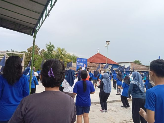 
 Kemeriahan Senam Sehat Bersama Owner Bebek & Ayam Kampung Mas Budi