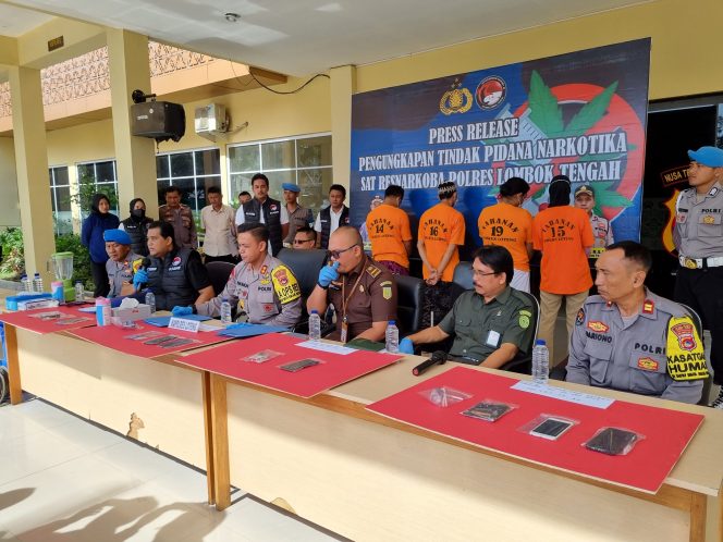 
 Polres Loteng Gelar Konfrensi Pers Tindak Pidana Narkotika