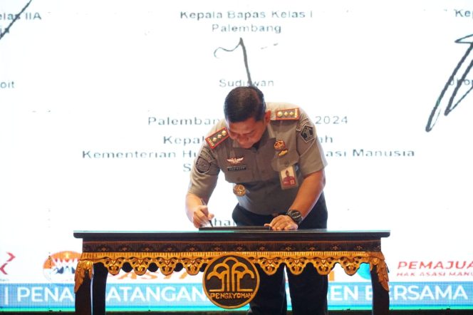 
 Kalapas Lubuklinggau Hadiri Penandatanganan Komitmen Bersama Pembangunan ZI