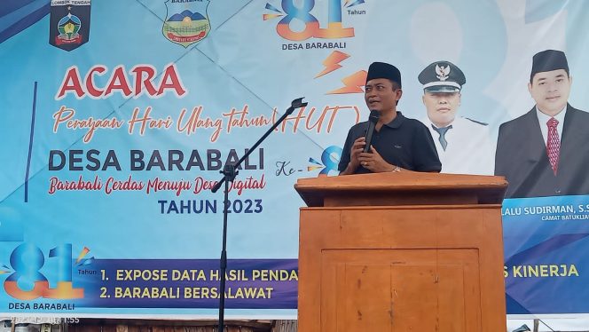 
 Bupati Lombok Tengah Beri Kejutan Di HUT Ke-81 Desa Barabali