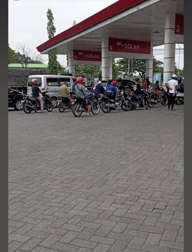 
 Diduga Ada Unsur Kongkalikong Antara Pengawas SPBU, Tengkulak dan Oknum APH Setempat