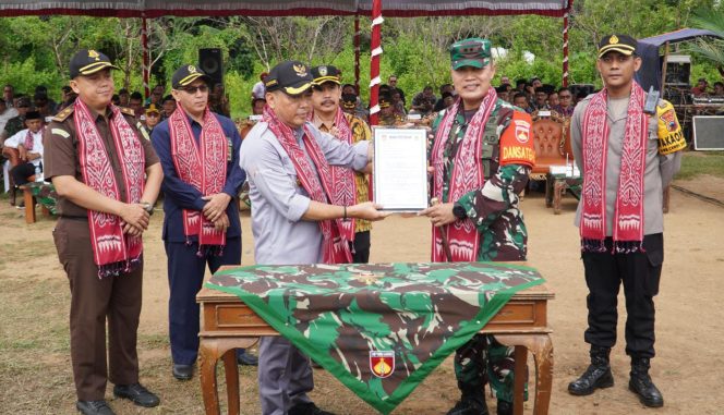 
 Pj Bupati Edy Buka TMMD Sengkuyung Tahap I di Desa Bakalan