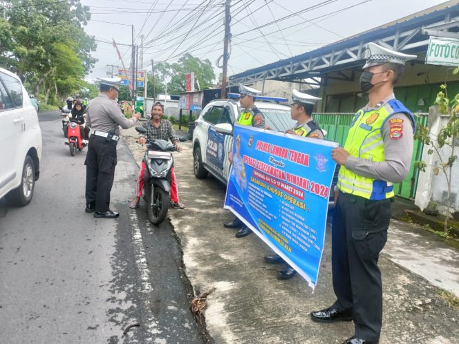 
 Sebanyak 323 Pelanggar Terjaring Selama Operasi Keselamatan Rinjani 2024 Polres Loteng.
