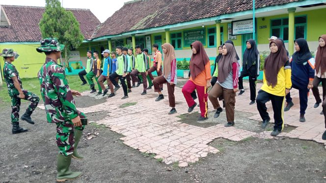 
 Sasaran Non Fisik Satgas TMMD ke 119, Gelar Pelatihan PBB bagi Siswa SMK N 1 Grati