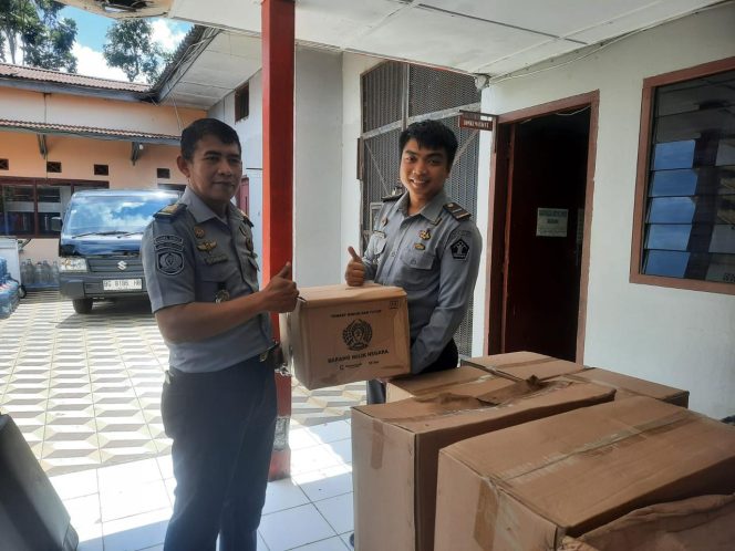 
 Lapas Kelas IIA Lubuklinggau Terima Kiriman Matras serta Peralatan Makan dan Minum dari Ditjenpas