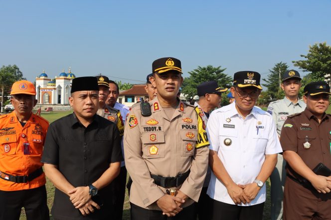 
 Polres Lampung Utara Apel Gelar Pasukan Operasi Terpusat Ketupat 2024