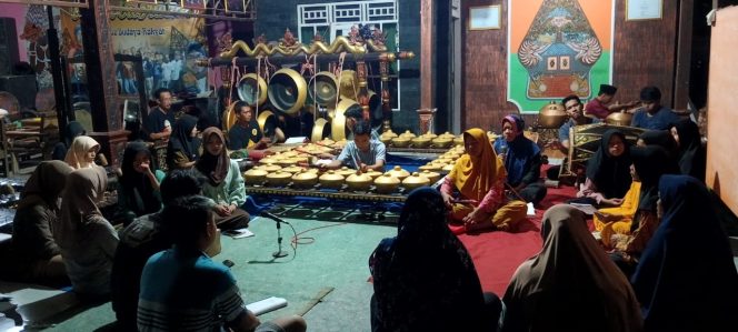 
 Tokoh Seniman Kebumen Sekaligus Pengasuh Sanggar Cipto Roso Berjuang Lestarikan Budaya Luhur Bangsa