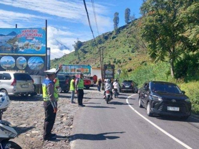 
 Diminati Wisatawan, Jalur Dieng Wonosobo Macet