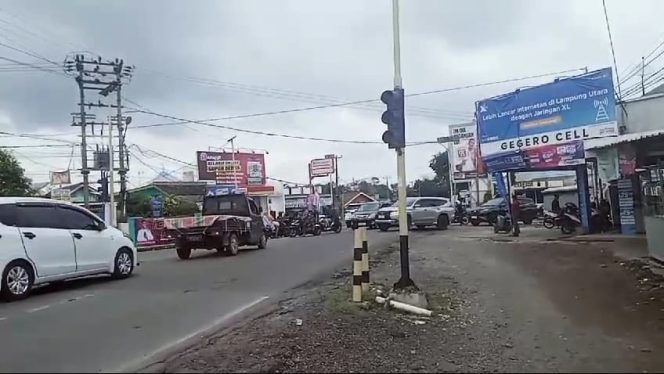 
 H + 4 Lalu Lintas Kacau,  Tidak Ada Petugas Jaga