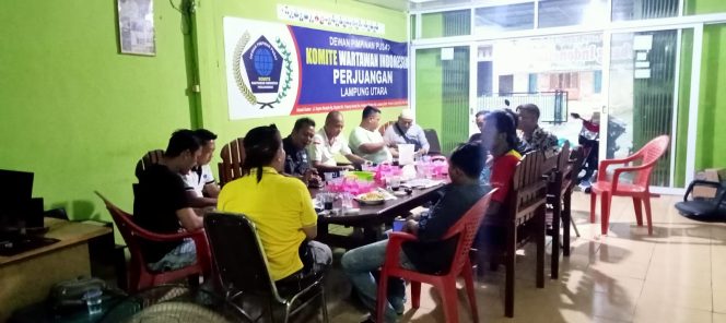 
 Kriminalisasi Wartawan! Organisasi Pers & Jurnalis Lampung Utara Gelar Rapat Dadakan