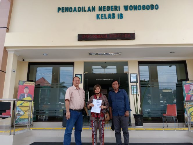 
 Pengadilan Negeri Wonosobo Gelar Sidang Dugaan Tindakan Melawan Hukum Perusakan Obyek Sengketa Toko Sperpart Mekarsari