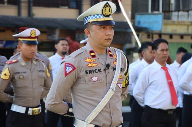 
 Adakan Gelar Apel Pasukan Dalam Rangka Operasi Patuh Candi 2024 Yang Berlangsung Di Halaman Mapolres Wonosobo