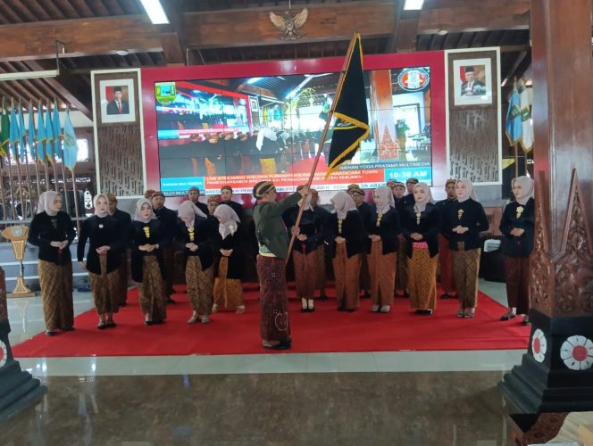 
 PERMADANI DPC Kabupaten Kebumen Laksanakan Wisudan Pawiyatan Pranatacara Dan Pamedarsabda Bregada 21 Di Pendopo Kabumian Kebumen