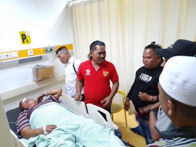 
 Gempol 9 Bergetar, Diduga Akibat Salah Paham Pemilik Caffe Dengan Pengunjung.