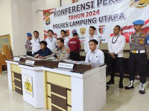 Mantan Kepala Sekolah SMP Negeri 3 Bunga Mayang