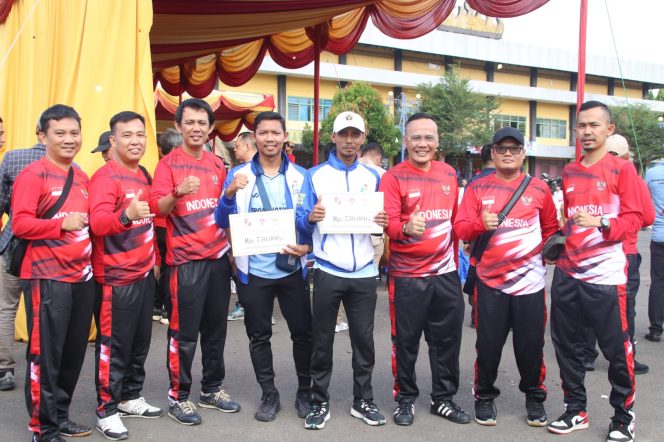 
 Dua Atlet PORWANAS  Dapat Penghargaan Dari PJ Bupati Lampura