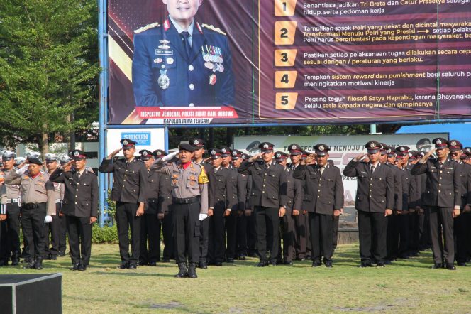 
 Peringati Di Hari Sumpah Pemuda yang Ke-96 Polres Kabupaten Demak Gelar Upacara