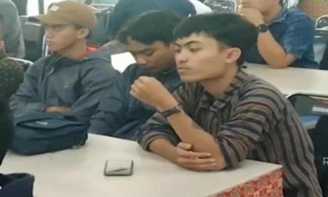 
 Jelang Debat Publik, Aktivis Mahasiswa Mempertanyakan Legalitas Debat Paslon Tunggal.