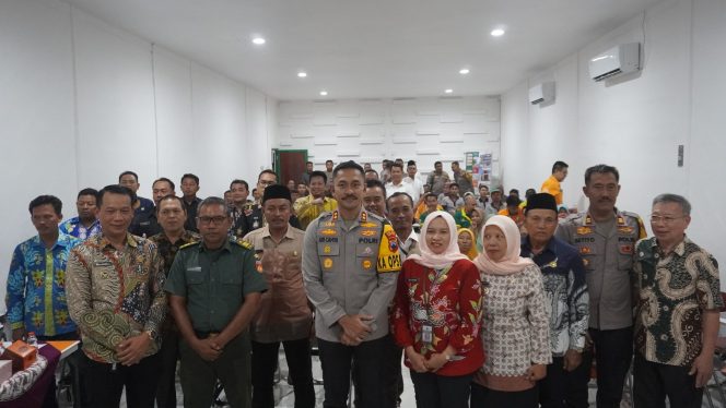 
 Kapolres kabupaten Demak Serap Aspirasi di Perusahaan Jelang Pilkada 2024