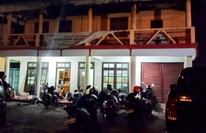
 Badan Pengawas Pemilu (Bawaslu) Kabupaten Pasuruan Memanggil 10 Saksi OTT Money Politicy
