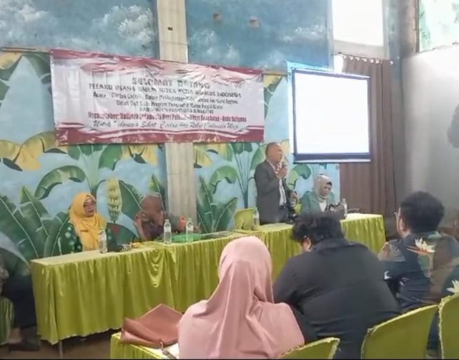 
 Dugaan Penipuan Program Makan Bergizi Gratis (MBG), Dinas Kesehatan Kabupaten Pasuruan Jadi Narasumber Sosialisasi Diklat.