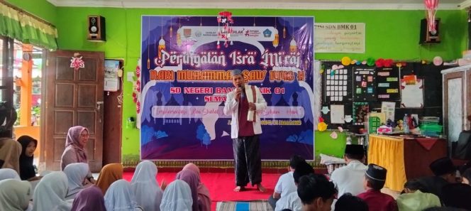 
 “Memaknai shalat” Dalam Peringatan Isra’ Mi’raj Nabi Muhammad SAW di SDN Banyumanik 01 Semarang