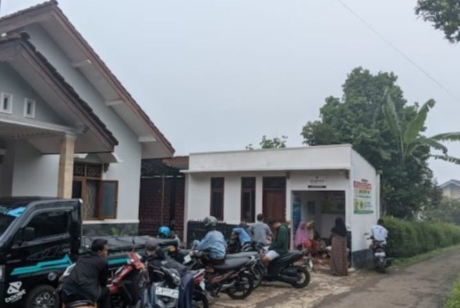 
 Arogansi Oknum Perawat Di Salah Satu Rumah Keperawatan Mandiri Dengan Mengusir Pasien Yang Akan Berobat