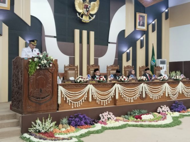 
 Bupati Pasuruan M. Rusdi Sutejo Sampaikan Pidato Perdana Dalam Rapat Paripurna DPRD