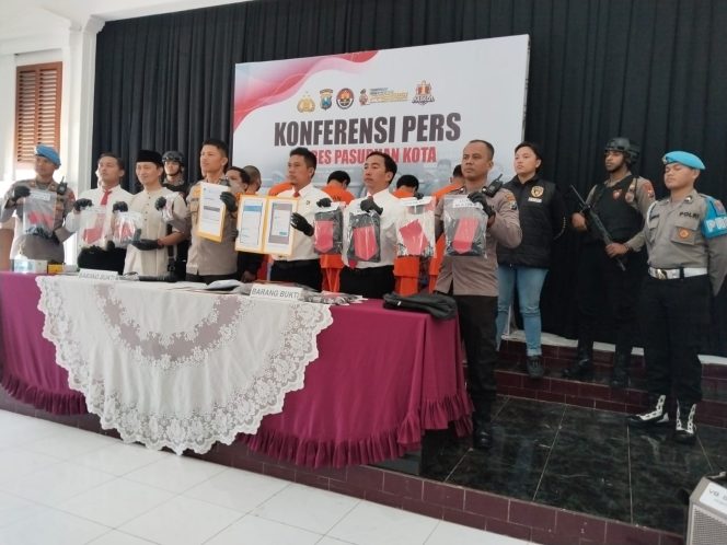 
 Ungkap Motif Penculikan Santri Ponpes Metal, Polisi Tetapkan Lima Tersangka. 