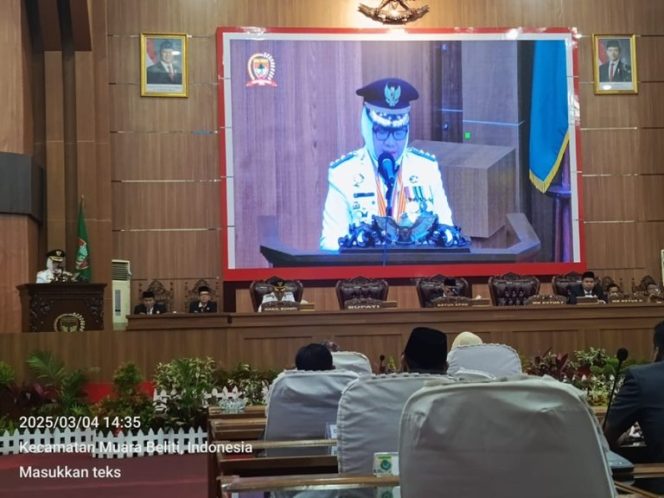 
 Rapat Paripurna Dalam Rangka Mendengarkan Pidato Pertama Bupati Musi Rawas Terpilih Periode 2025-2030 Hj Ratna Machmud.