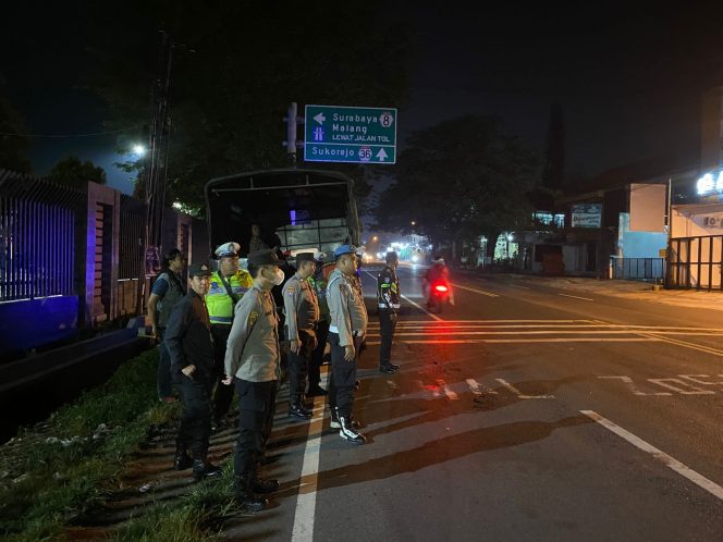 
 Polres Pasuruan Siaga Selama Libur Panjang  Dan Meningkatkan Patroli di Sejumlah Titik Strategi