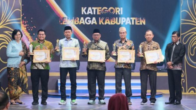 
 DPRD Kabupaten Pasuruan Raih Penghargaan JTV Award 2025, Atas Kinerja Fungsi Penganggaran Pembangunan Daerah