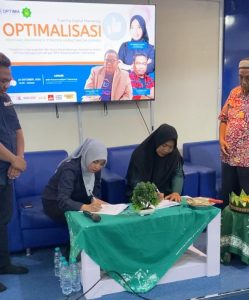 Proses Penandatanganan MOU Optima Management dengan SMK Muhammadiyah 1 Semarang